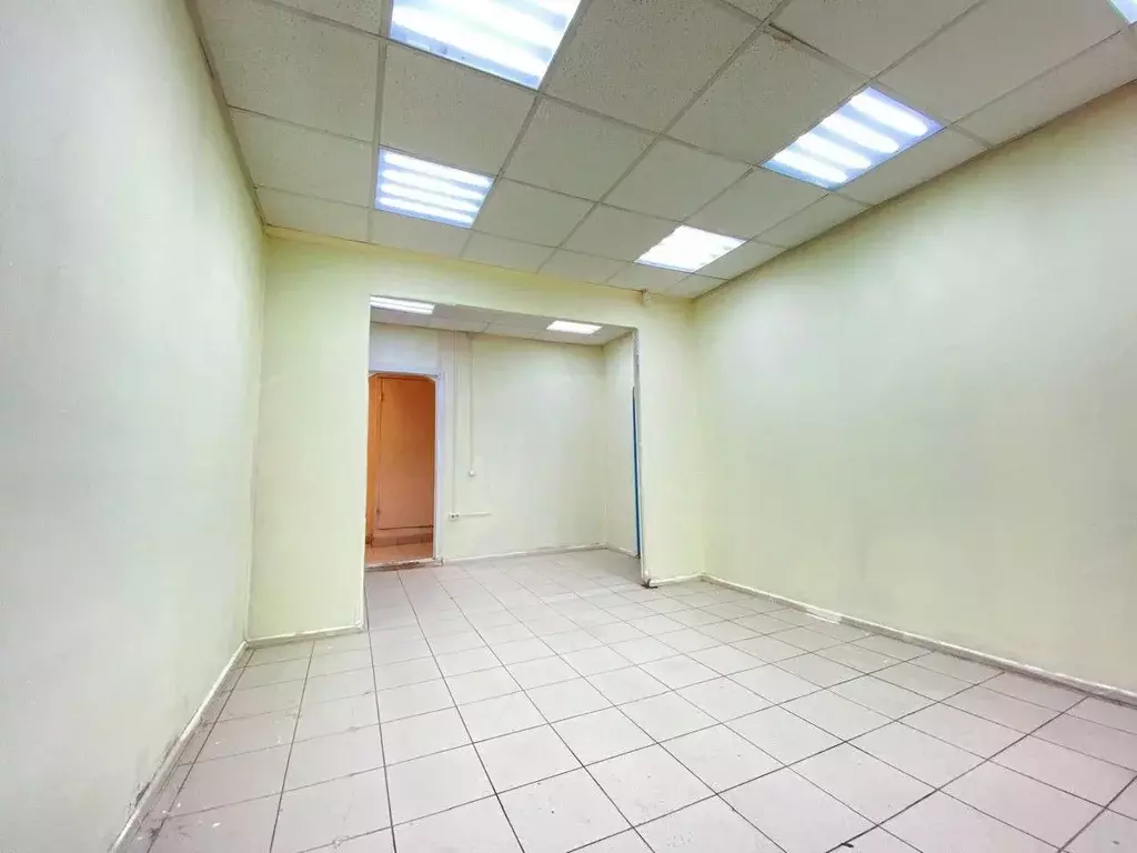 Помещение свободного назначения в Москва Митинская ул., 57 (10 м) - Фото 1