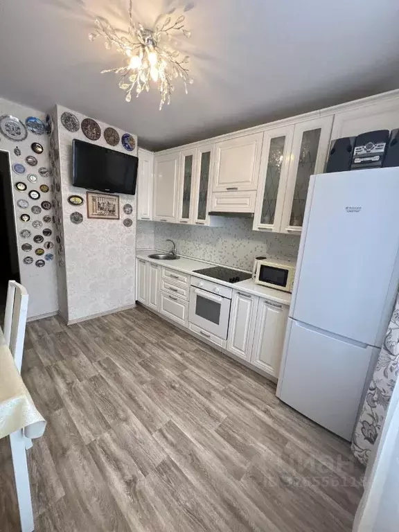 1-к кв. Омская область, Омск ул. 3-я Енисейская, 32/2 (35.4 м) - Фото 1