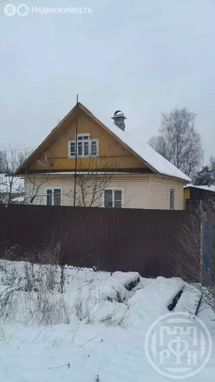 Дом в Луга, улица Дмитриева (90 м) - Фото 1