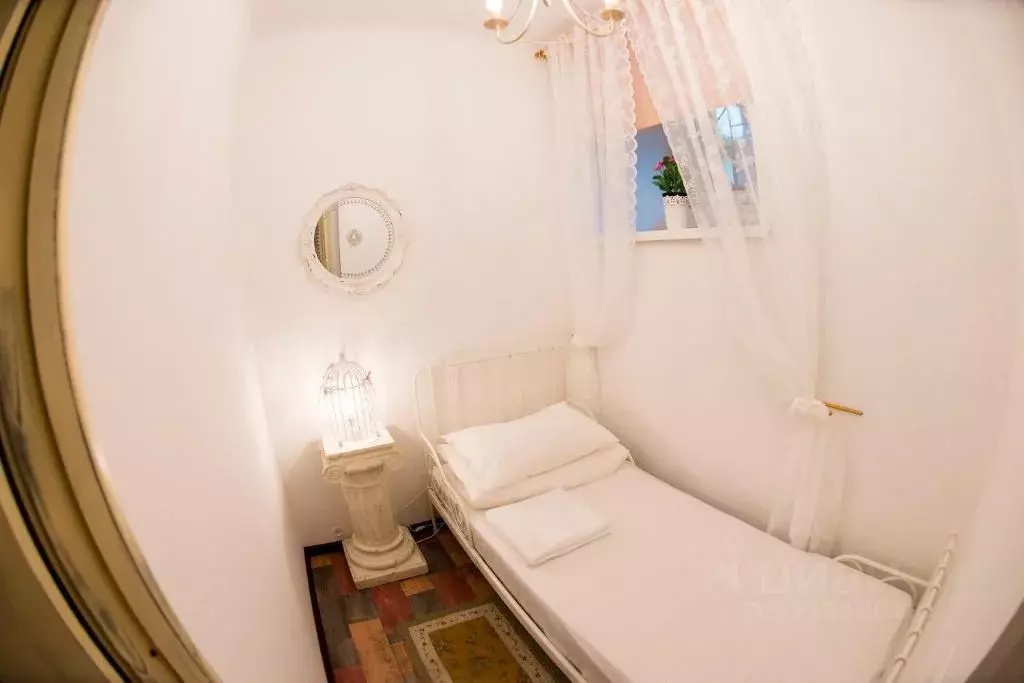 Комната Москва ул. Спиридоновка, 16С1 (6.0 м) - Фото 1