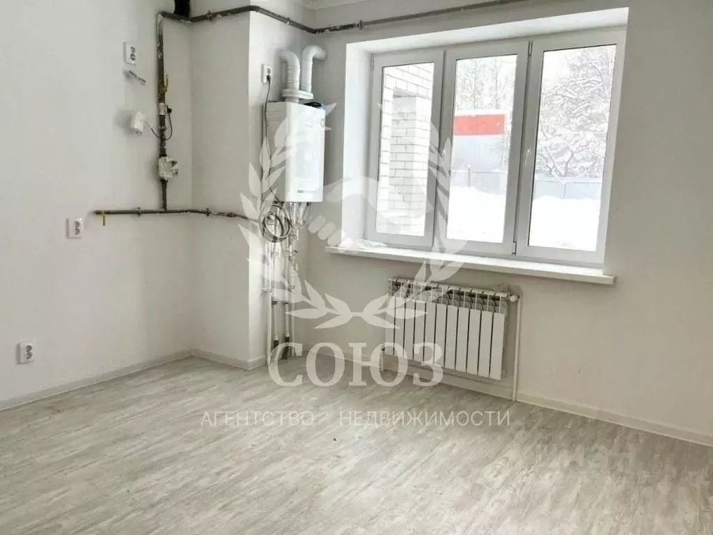 2-к кв. Калужская область, Калуга ул. Белинского, 13 (64.93 м) - Фото 1