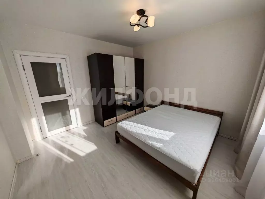 2-к кв. Новосибирская область, Новосибирск ул. Державина, 92/3 (70.0 ... - Фото 0