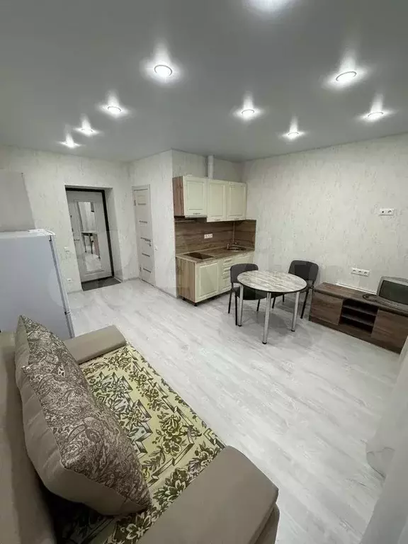1-к. квартира, 32 м, 8/10 эт. - Фото 0