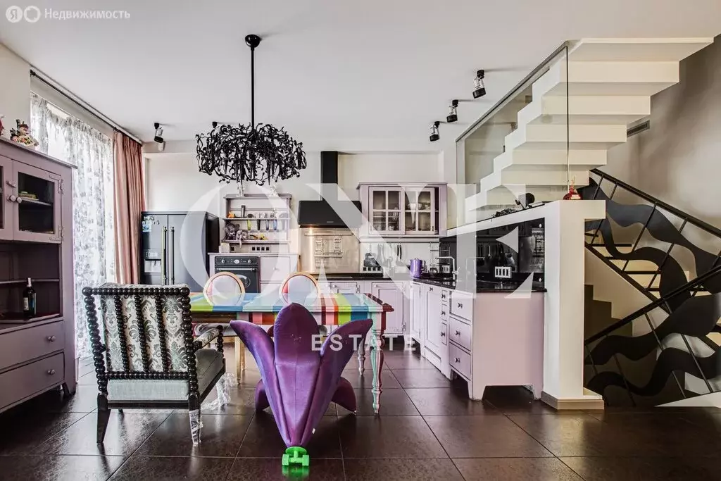 Дом в Рождественно, территория Барвиха Клаб (350 м) - Фото 1