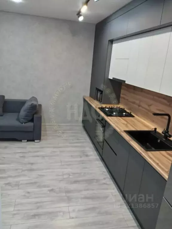 1-к кв. Курская область, Курск ул. Чехова, 3 (42.5 м) - Фото 2