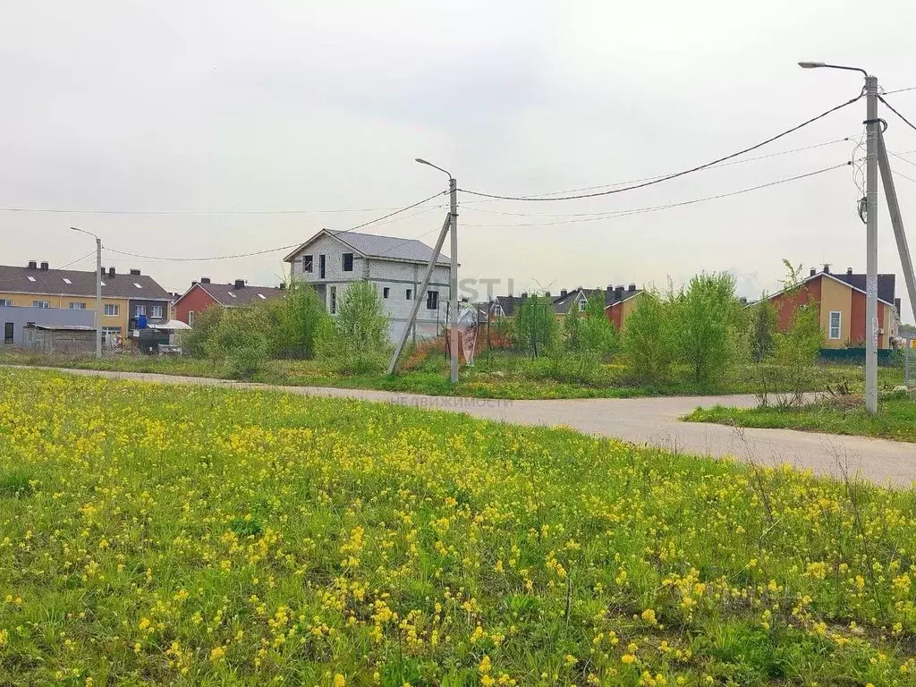 Участок в Московская область, Красногорск городской округ, д. ... - Фото 0