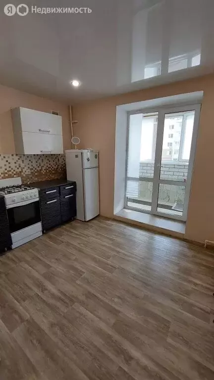 1-комнатная квартира: Энгельс, Санаторная улица, 3И (40 м) - Фото 1