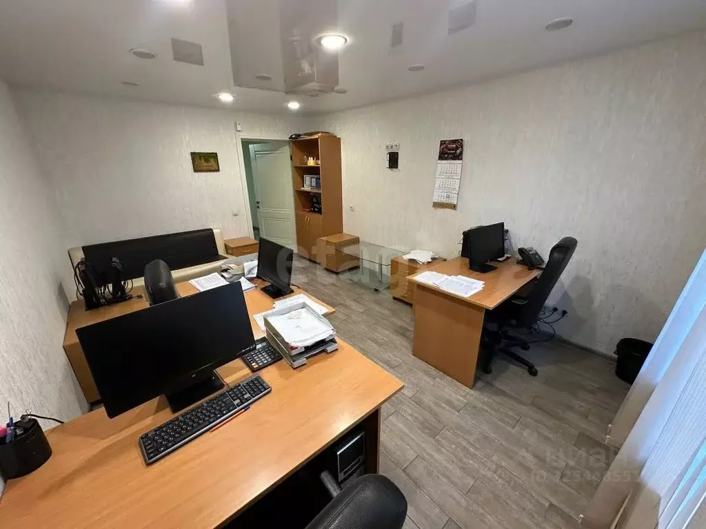 Офис в Свердловская область, Екатеринбург ул. Академика Шварца, 4 (16 ... - Фото 1