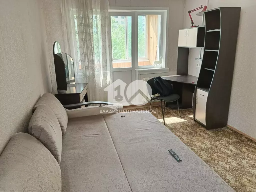 1-к кв. Новосибирская область, Новосибирск ул. Есенина, 33 (30.0 м) - Фото 1