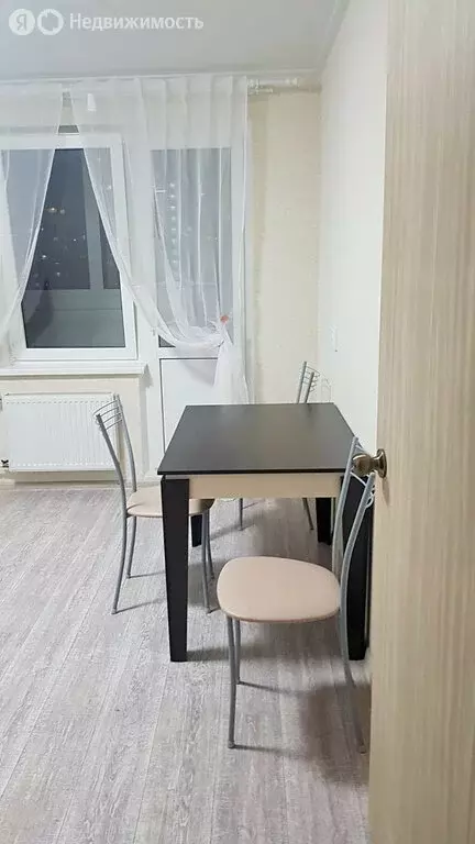 2-комнатная квартира: Новороссийск, улица Матвейкина, 4 (57 м) - Фото 1