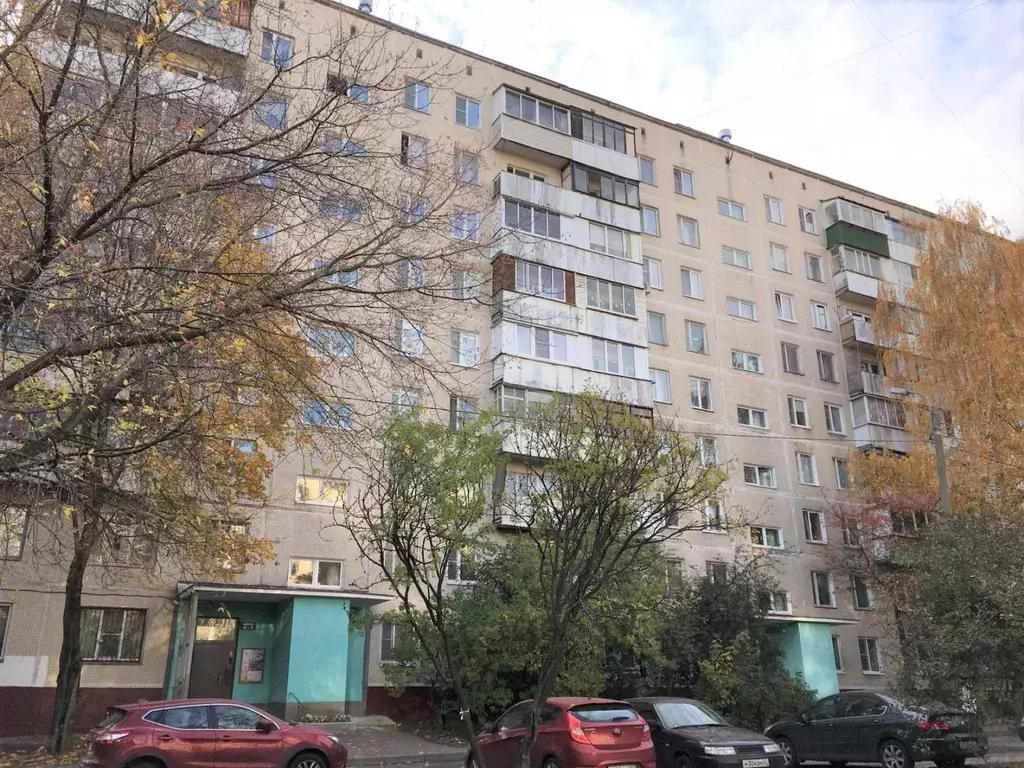 Продается комната в 3-комнатной квартире - Фото 0