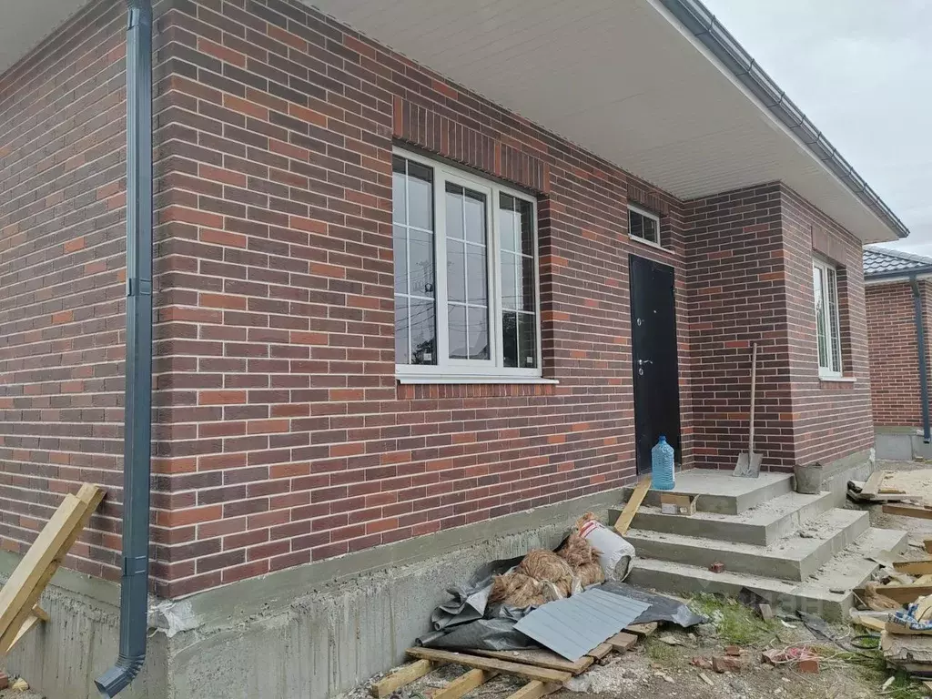 Дом в Ростовская область, Батайск Астраханская ул., 140 (100 м) - Фото 2