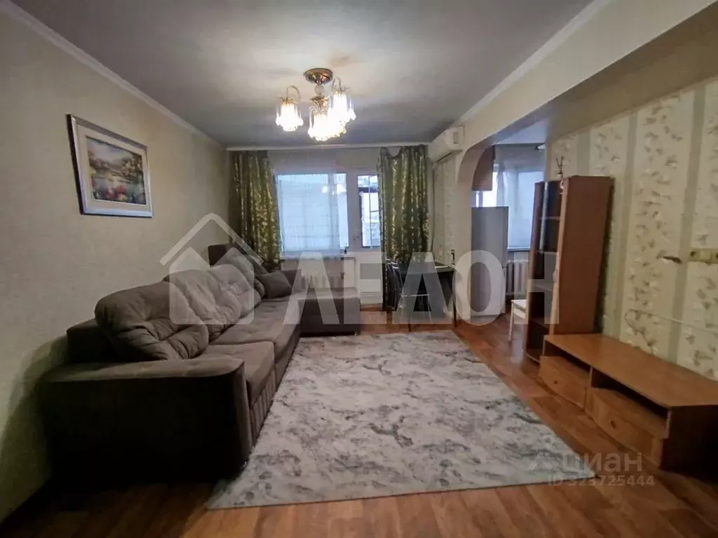 2-к кв. Омская область, Омск Заозерная ул., 18/1 (45.0 м) - Фото 1