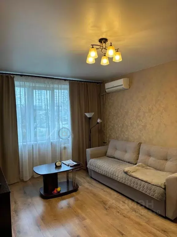 2-к кв. Севастополь просп. Октябрьской Революции, 56А (50.6 м) - Фото 0