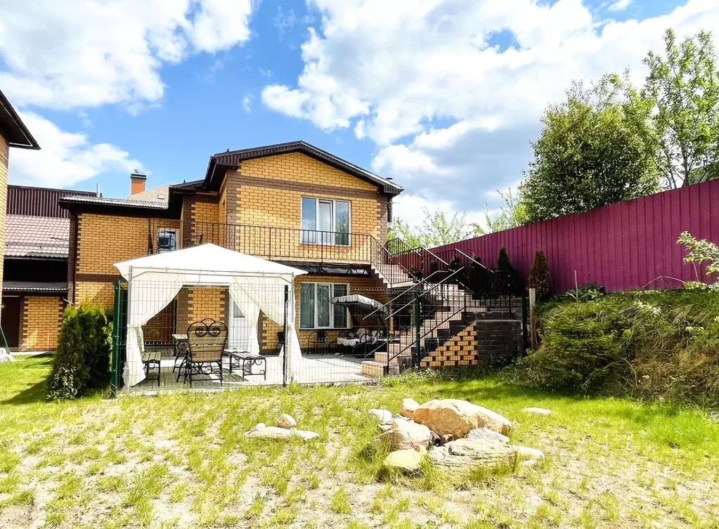 Дом в Калужская область, Малоярославец Румынская ул., 7 (150 м) - Фото 2