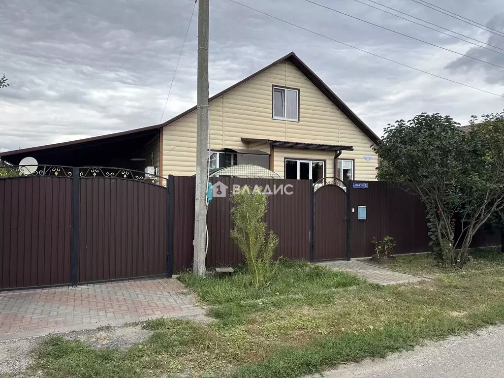 Дом в Белгородская область, Белгород ул. Имени К.А. Лиманского, 92 ... - Фото 1