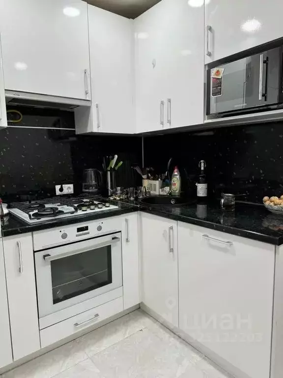 2-к кв. Татарстан, Казань ул. Сафиуллина, 24 (51.0 м) - Фото 2