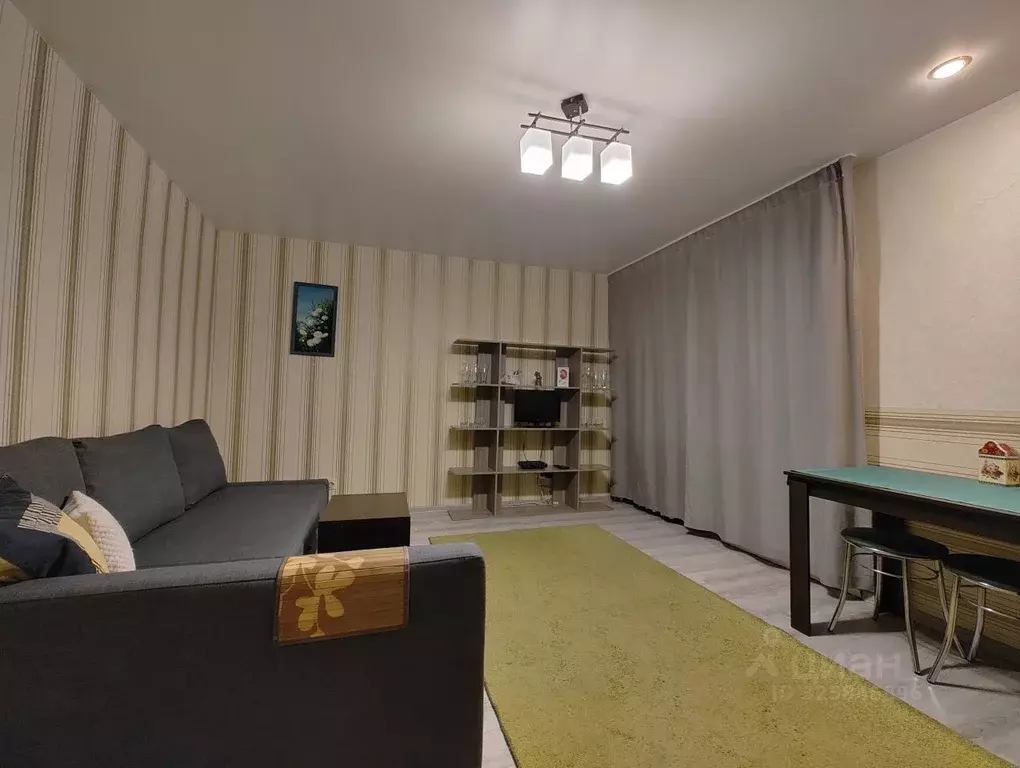 2-к кв. Свердловская область, Екатеринбург ул. Победы, 31 (38.0 м) - Фото 1