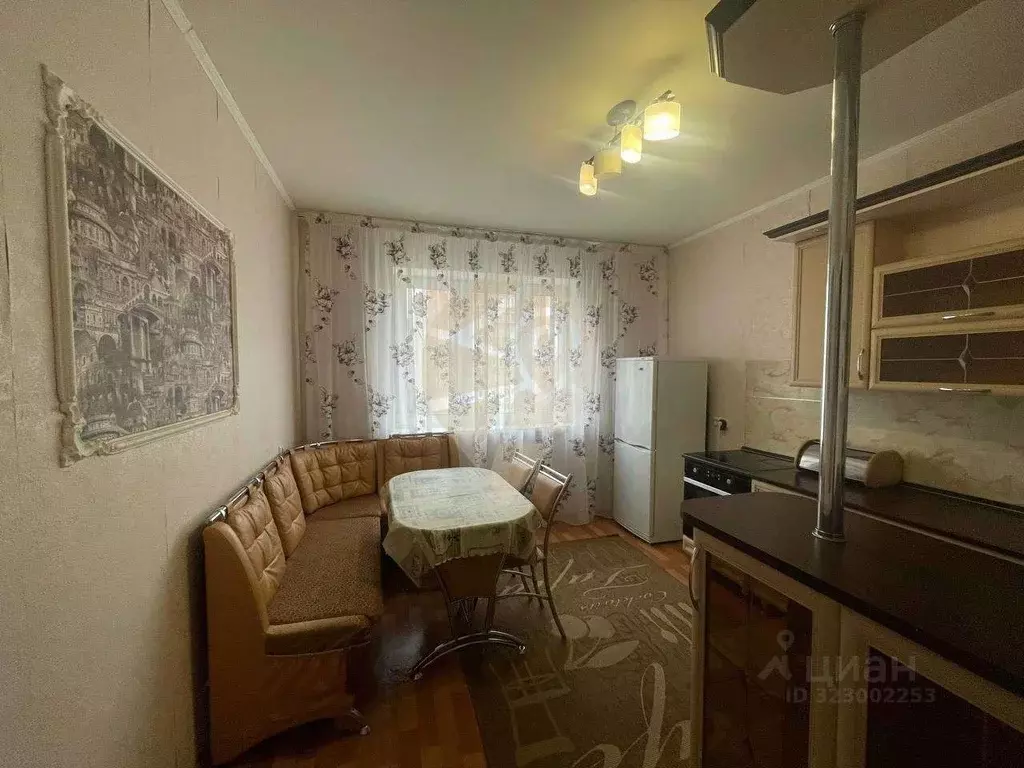 2-к кв. Белгородская область, Старый Оскол Степной мкр, 16 (61.9 м) - Фото 2