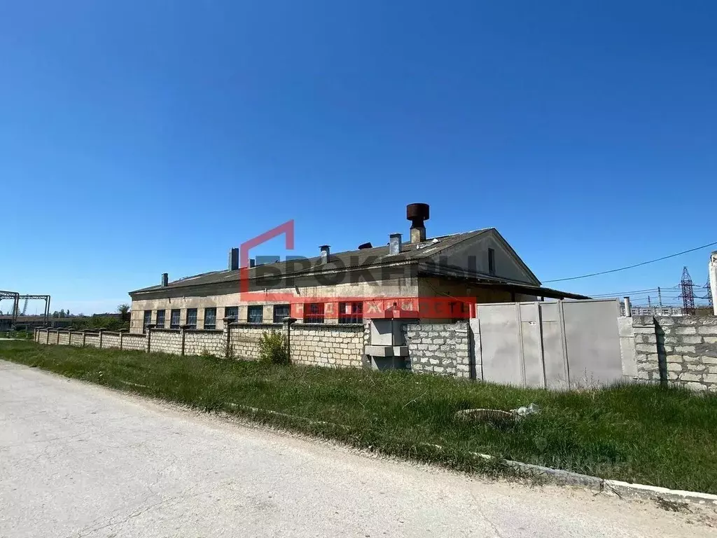 Помещение свободного назначения в Севастополь ул. Братская, 3 (680 м) - Фото 0