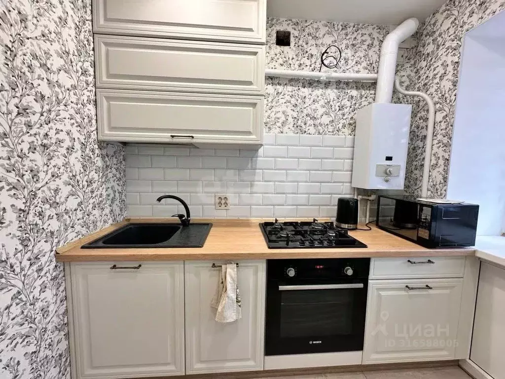 2-к кв. Коми, Ухта пос. Дальний, ул. Авиационная, 2 (39.1 м) - Фото 0