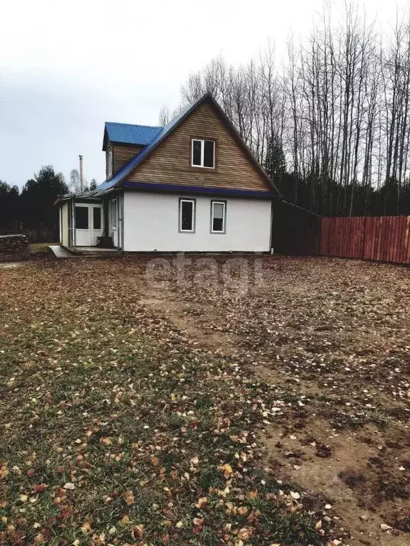 Дом в Пермский край, Оханский городской округ, д. Шаркан ул. ... - Фото 1