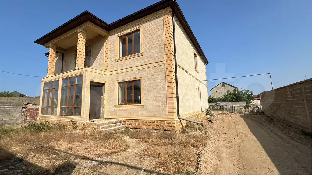 Дом 306 м на участке 8 сот. - Фото 0