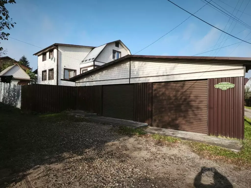 Дом в Владимирская область, Александров ул. Ленинградская, 16 (200 м) - Фото 1