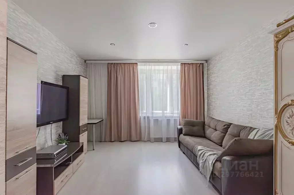 1-к кв. Татарстан, Казань Чистопольская ул., 85а (45.0 м) - Фото 0