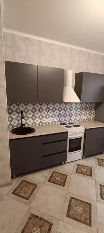 3-к. квартира, 80 м, 1/19 эт. - Фото 1