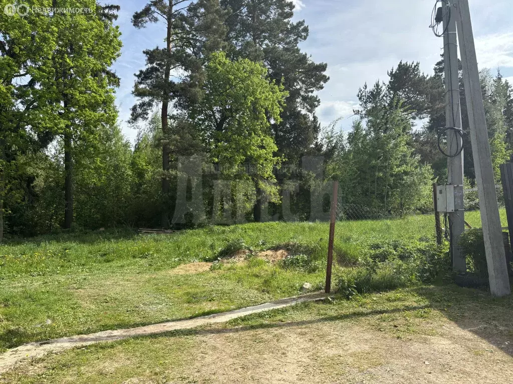 Участок в село Совхоз Боровский, Весенняя улица (14 м) - Фото 0