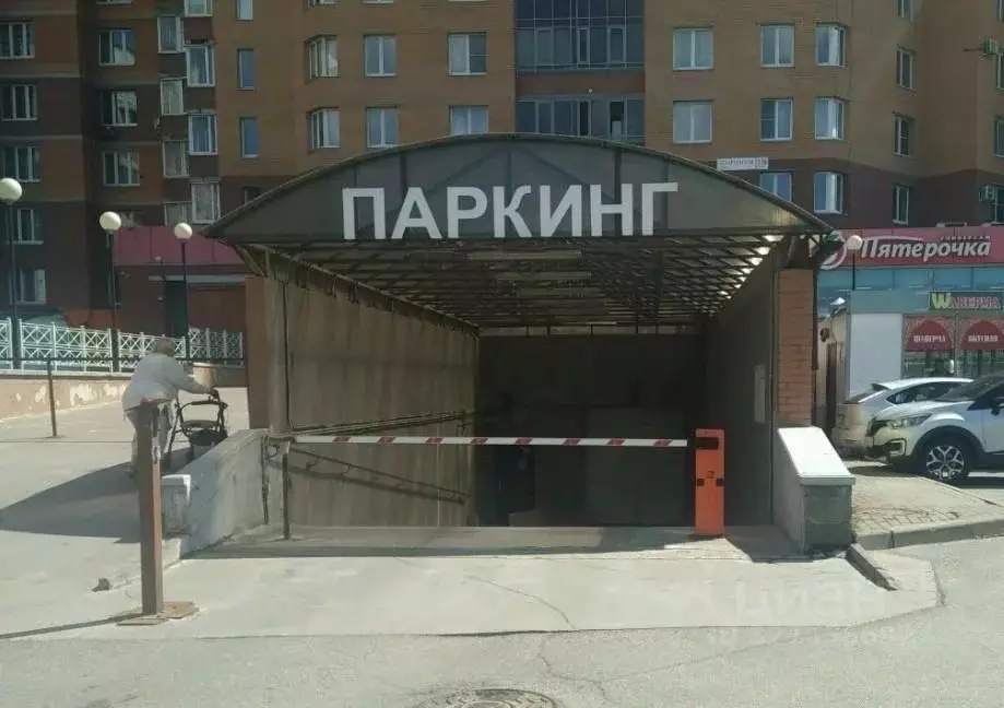 Гараж в Санкт-Петербург Бухарестская ул., 118 (13 м) - Фото 1