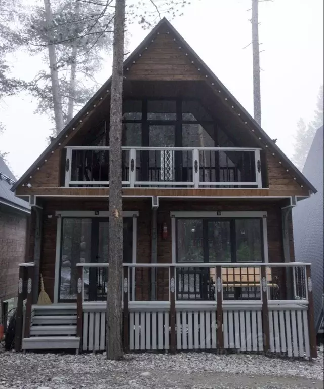 Дом в Кабардино-Балкария, Эльбрусский район, с. Терскол ул. ... - Фото 0