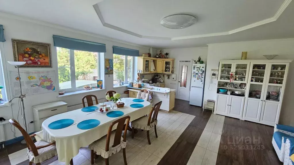 Коттедж в Московская область, Истра муниципальный округ, Снегири пгт ... - Фото 1