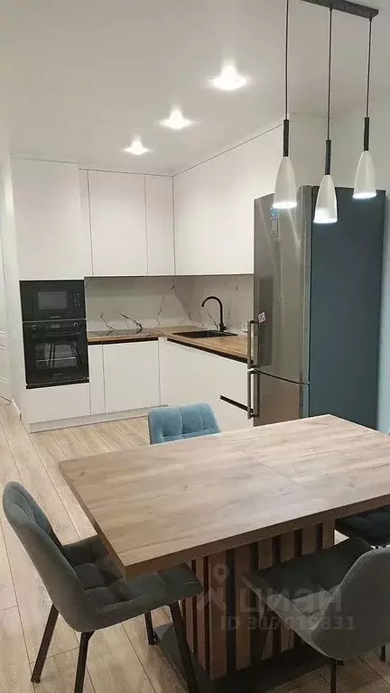 4-к кв. Москва ул. Летчика Осканова, 6 (88.0 м) - Фото 0