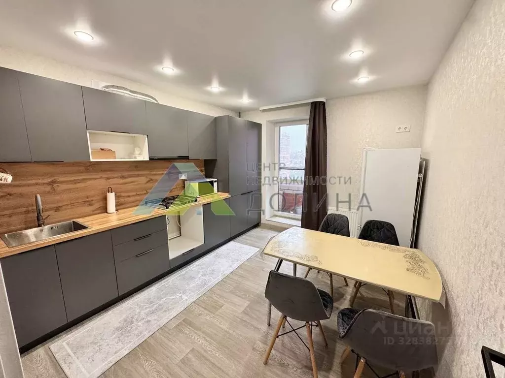 2-к кв. Волгоградская область, Волгоград ул. 70-летия Победы, 23 (50.0 ... - Фото 1