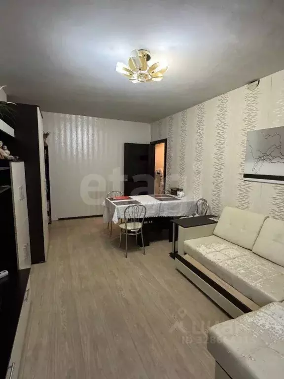 2-к кв. Татарстан, Казань ул. Комарова, 18 (42.0 м) - Фото 2