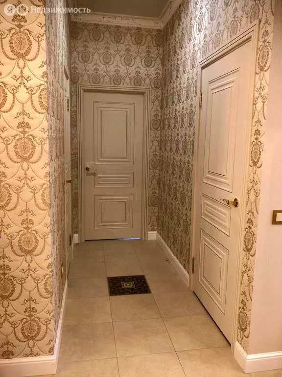 2-комнатная квартира: Казань, улица Фатыха Карима, 20 (61 м) - Фото 1