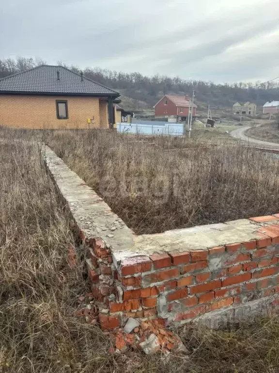 Участок в Белгородская область, Белгородский район, пос. Майский ул. ... - Фото 1