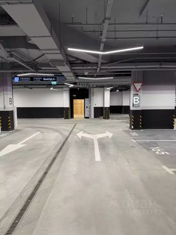 Гараж в Москва Май Приорити Басманный жилой комплекс (14 м) - Фото 1