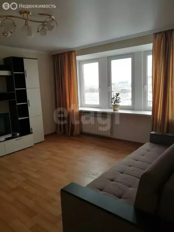 2-комнатная квартира: Тюмень, улица Карла Маркса, 12к1 (72.3 м) - Фото 1