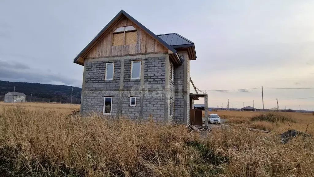 Дом в Сахалинская область, Южно-Сахалинск городской округ, с. ... - Фото 0