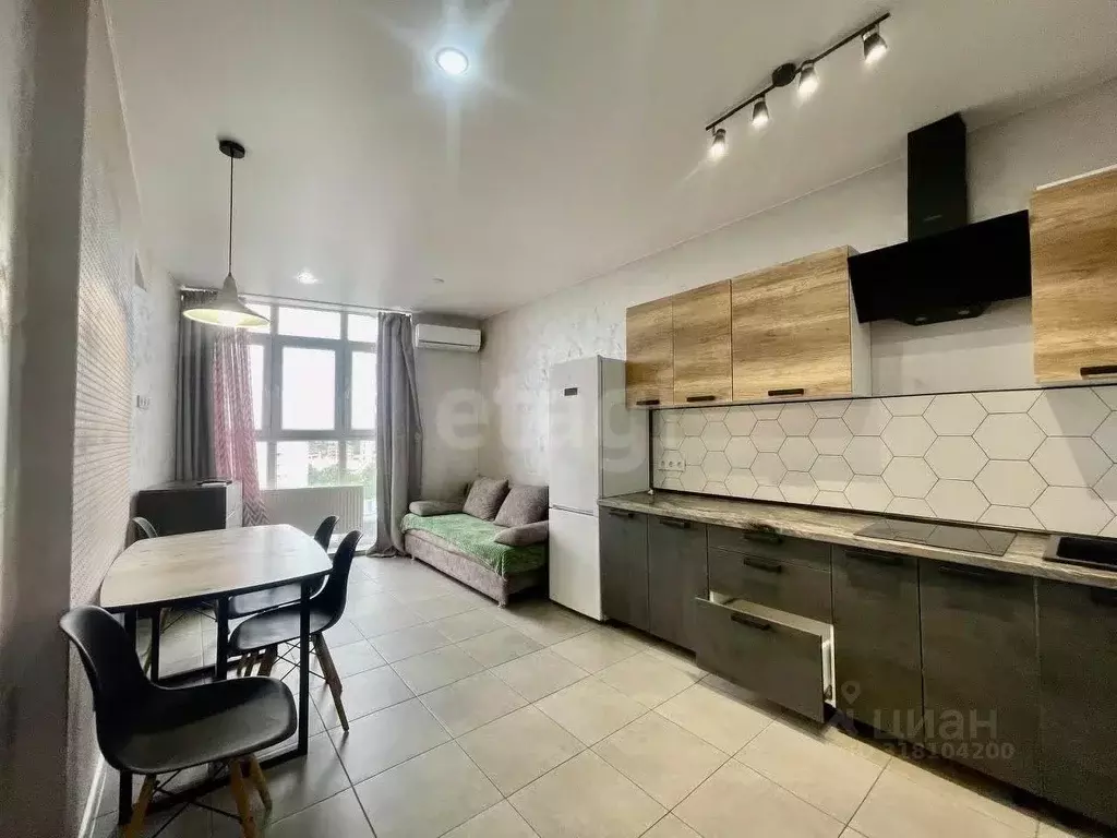 1-к кв. Краснодарский край, Анапа ул. Толстого, 130к3 (43.0 м) - Фото 0