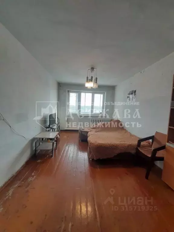 1-к кв. Кемеровская область, Березовский Больничная ул., 8 (30.0 м) - Фото 0
