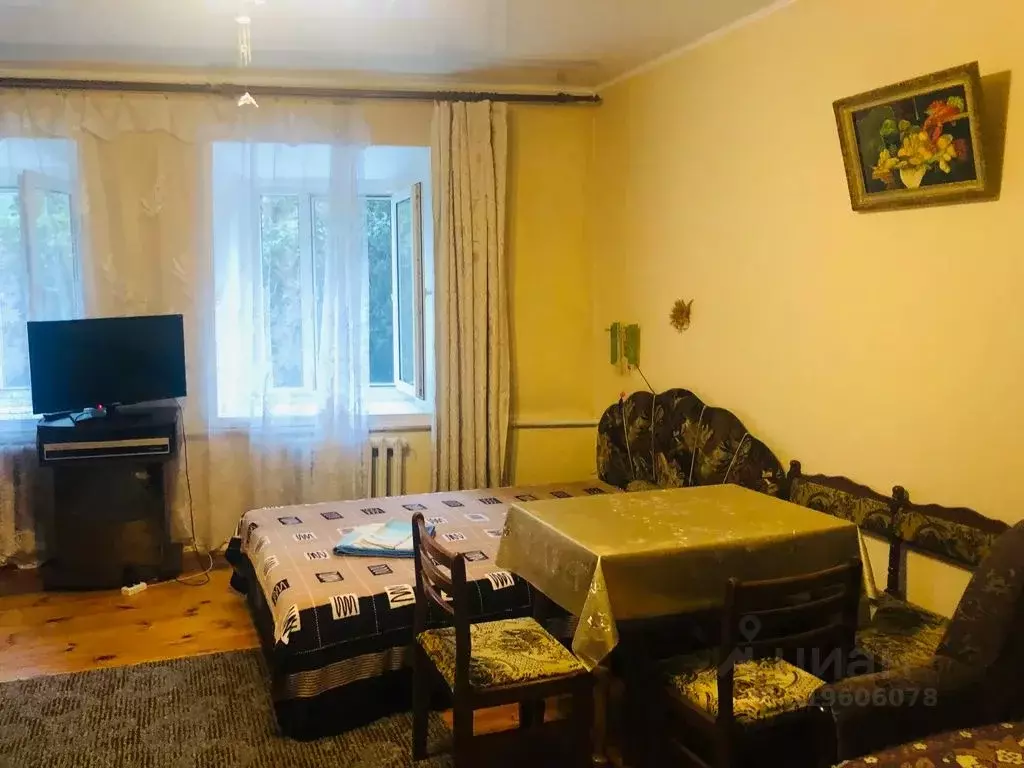 Комната Крым, Алупка ул. Имени Розы Люксембург, 30 - Фото 0