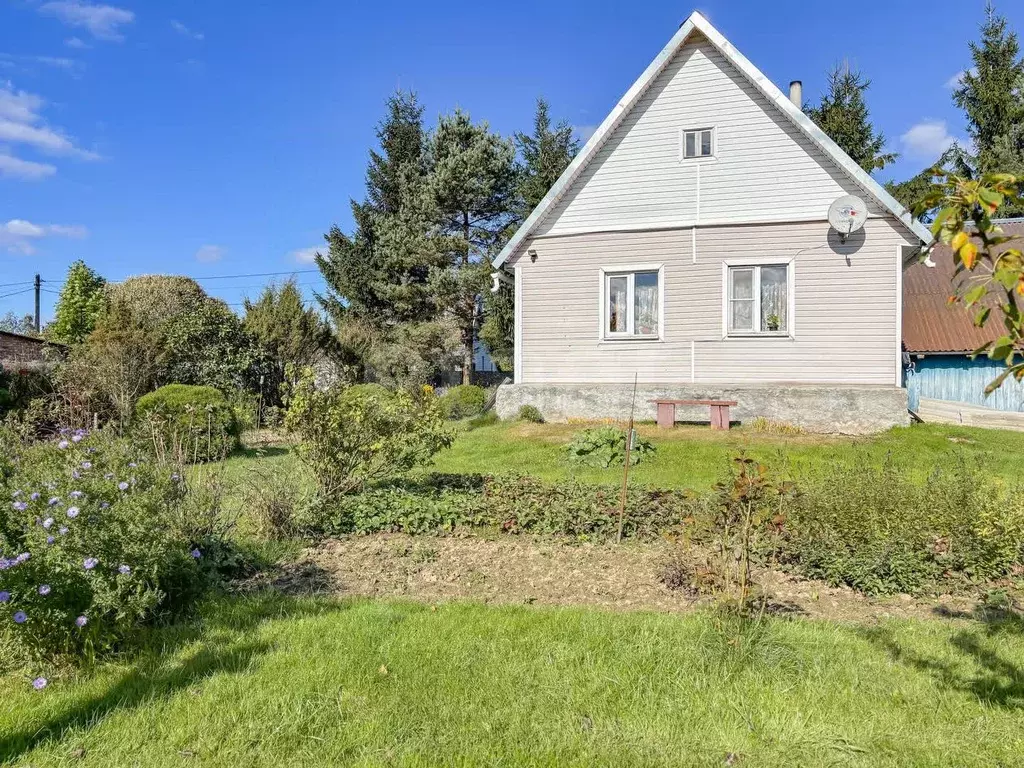 Дом в Псковская область, Псковский район, Логозовская волость, д. ... - Фото 1