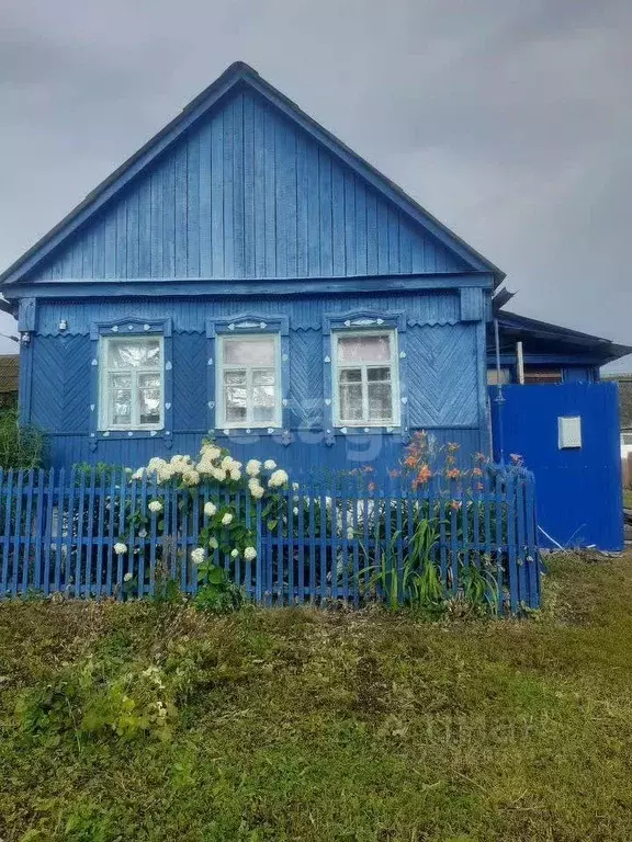 Дом в Курская область, Курский район, Брежневский сельсовет, с. ... - Фото 0