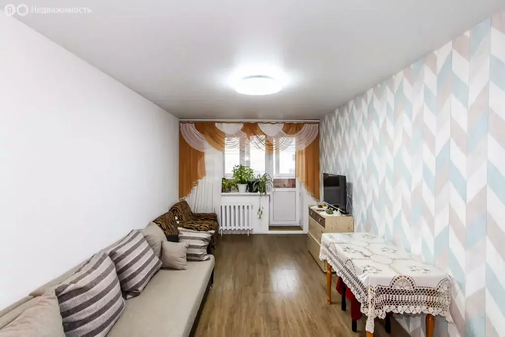 1-комнатная квартира: Тюмень, улица Муравленко, 3 (44.5 м) - Фото 0