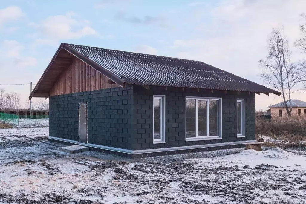 Дом в Томская область, Томский район, д. Новомихайловка, Кедры ДНП  ... - Фото 1