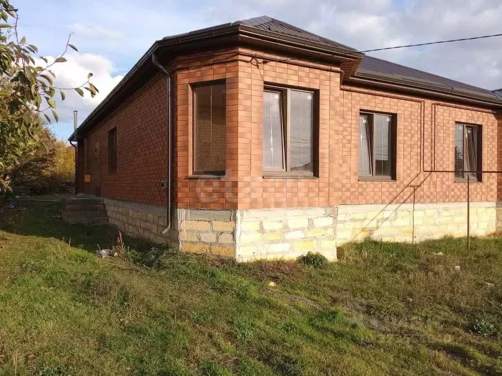 Дом в Ставропольский край, Михайловск Шпаковский район, ул. Куксова, ... - Фото 1